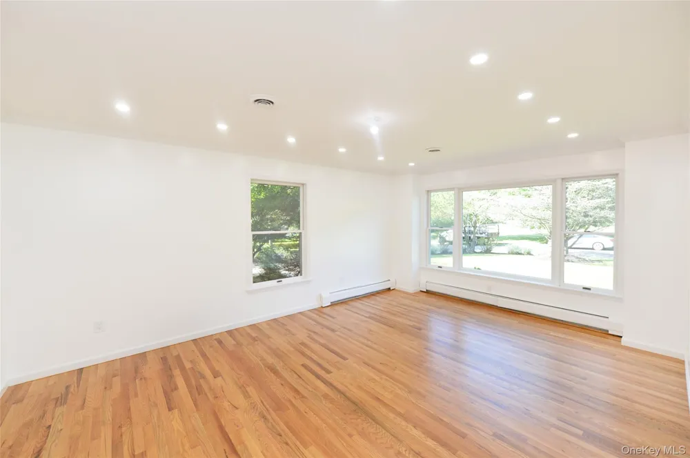 6 S Post Lane Airmont, NY 10952