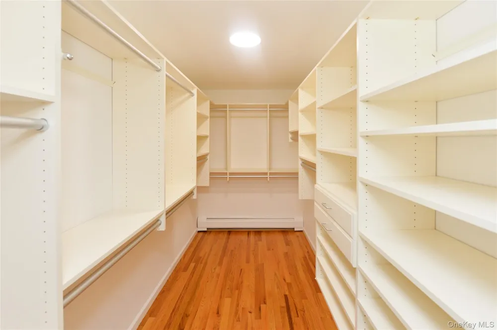 6 S Post Lane Airmont, NY 10952