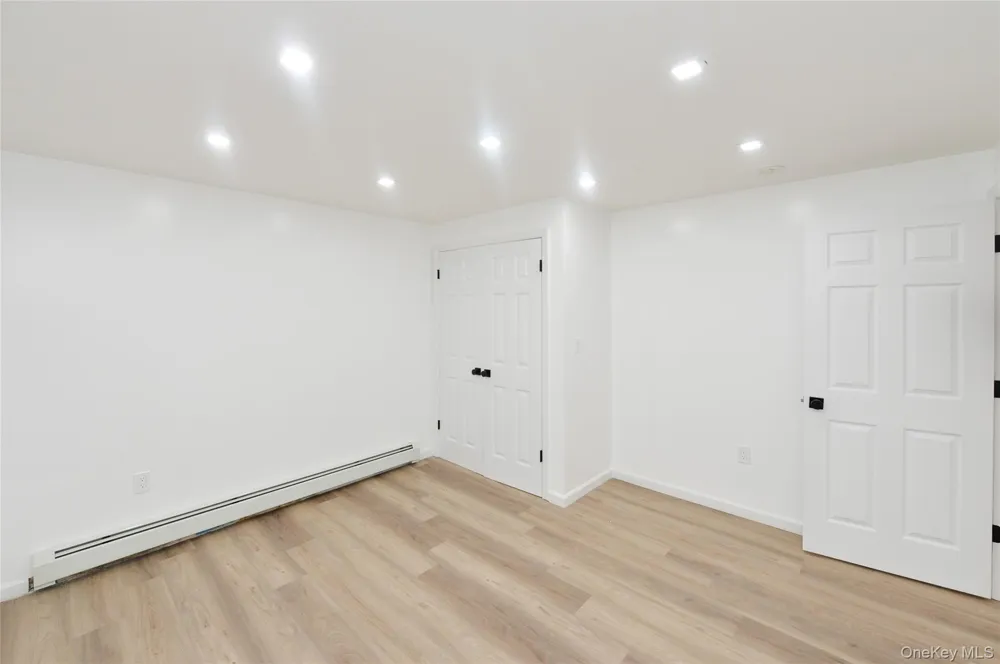6 S Post Lane Airmont, NY 10952