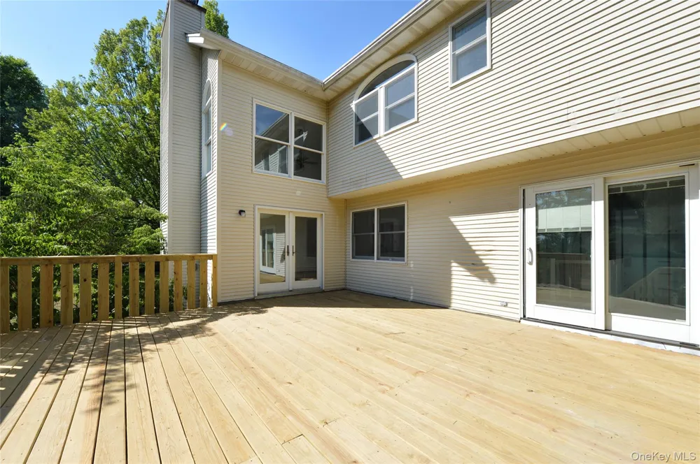 6 S Post Lane Airmont, NY 10952