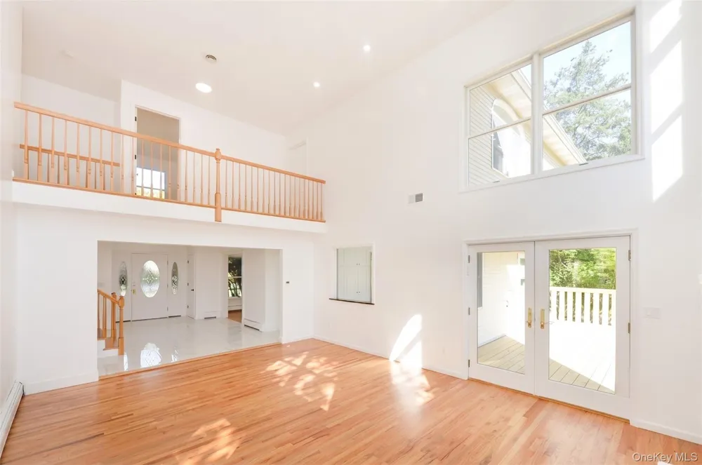6 S Post Lane Airmont, NY 10952