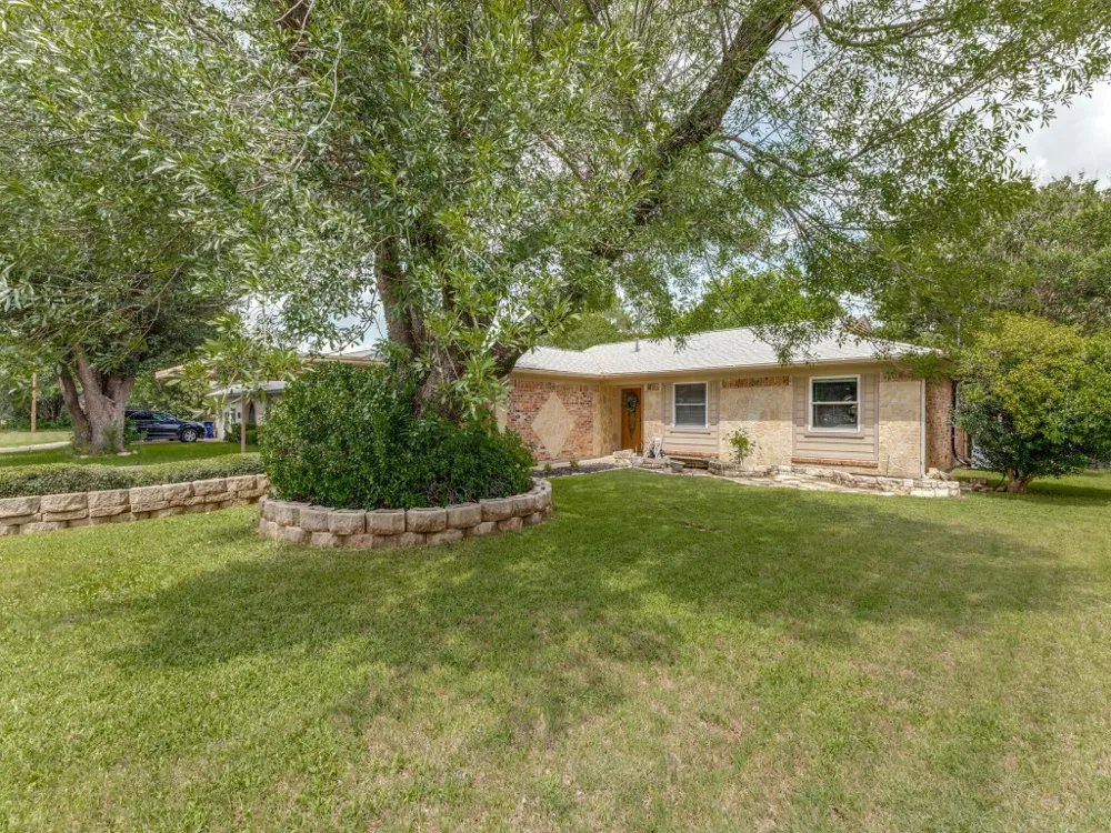 309 Georgetown Drive Everman, TX 76140