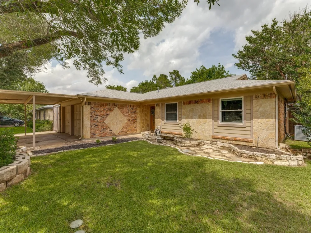 309 Georgetown Drive Everman, TX 76140