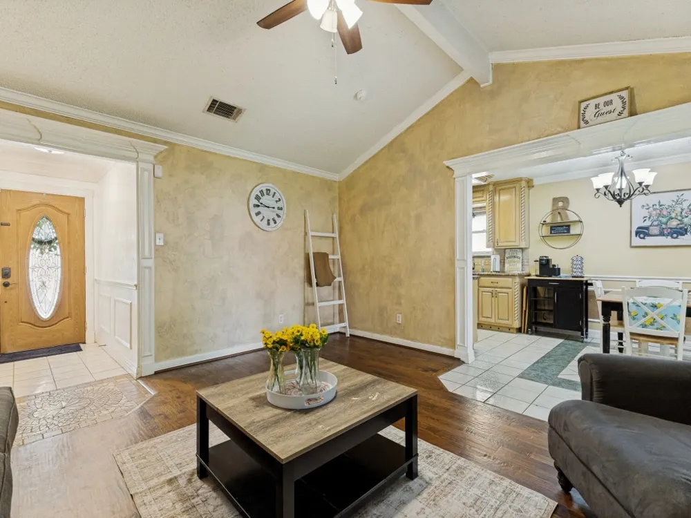 309 Georgetown Drive Everman, TX 76140