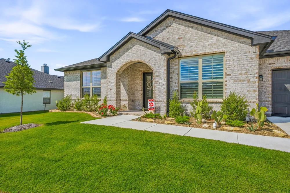 127 Mesa Drive Glen Rose, TX 76043