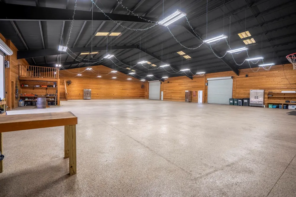 4053 County Road 158 Hallettsville, TX 77964