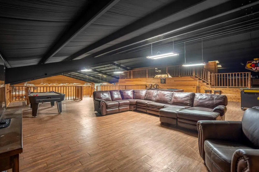 4053 County Road 158 Hallettsville, TX 77964