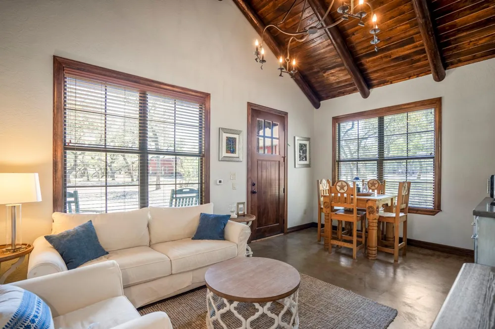 4053 County Road 158 Hallettsville, TX 77964