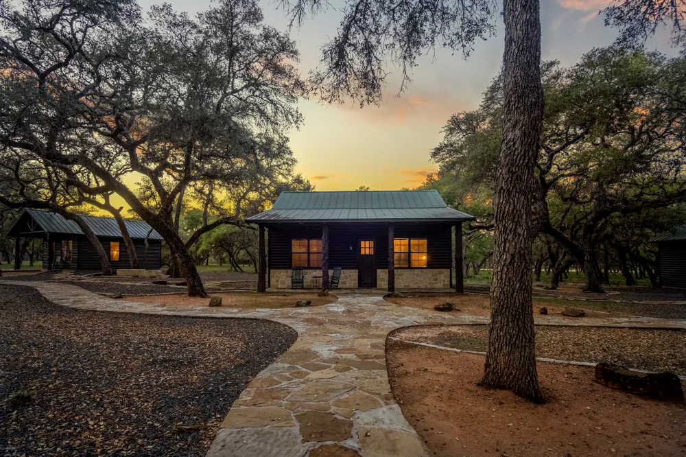 4053 County Road 158 Hallettsville, TX 77964