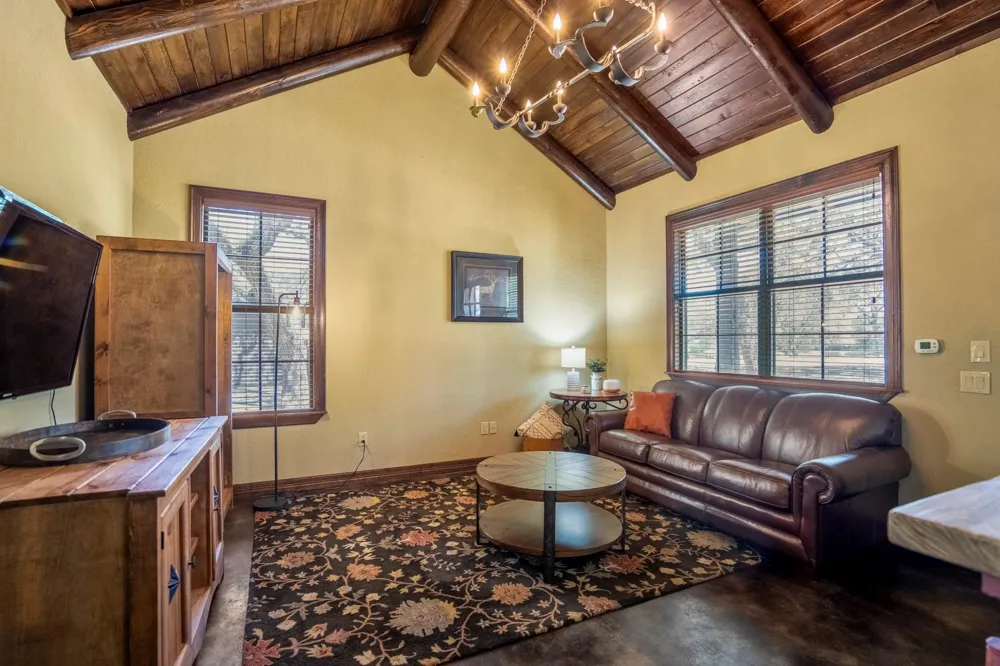 4053 County Road 158 Hallettsville, TX 77964