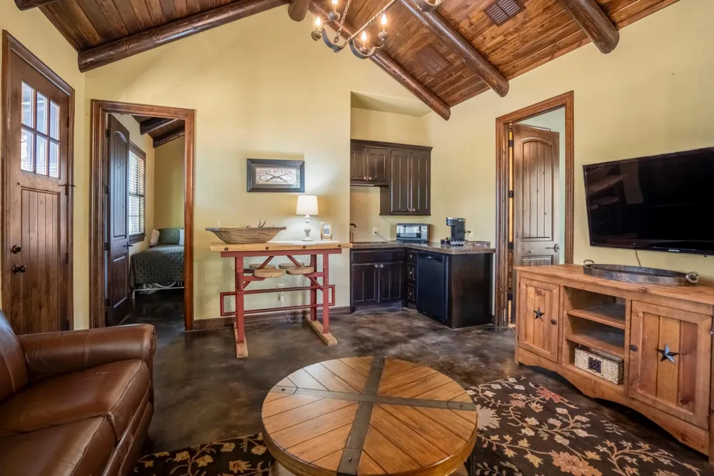 4053 County Road 158 Hallettsville, TX 77964