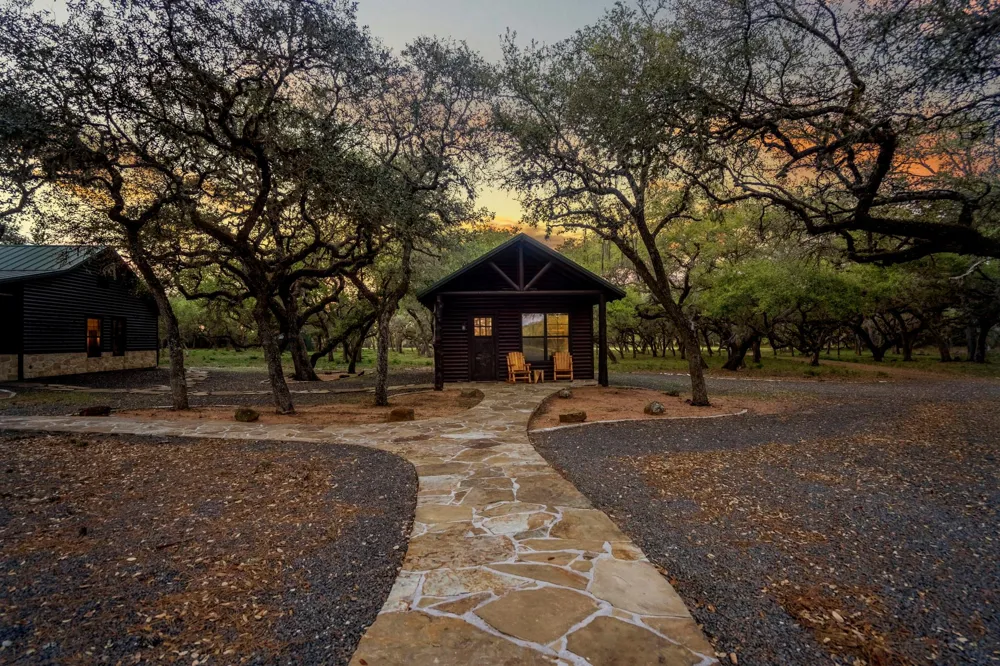 4053 County Road 158 Hallettsville, TX 77964