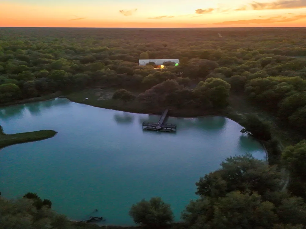 4053 County Road 158 Hallettsville, TX 77964