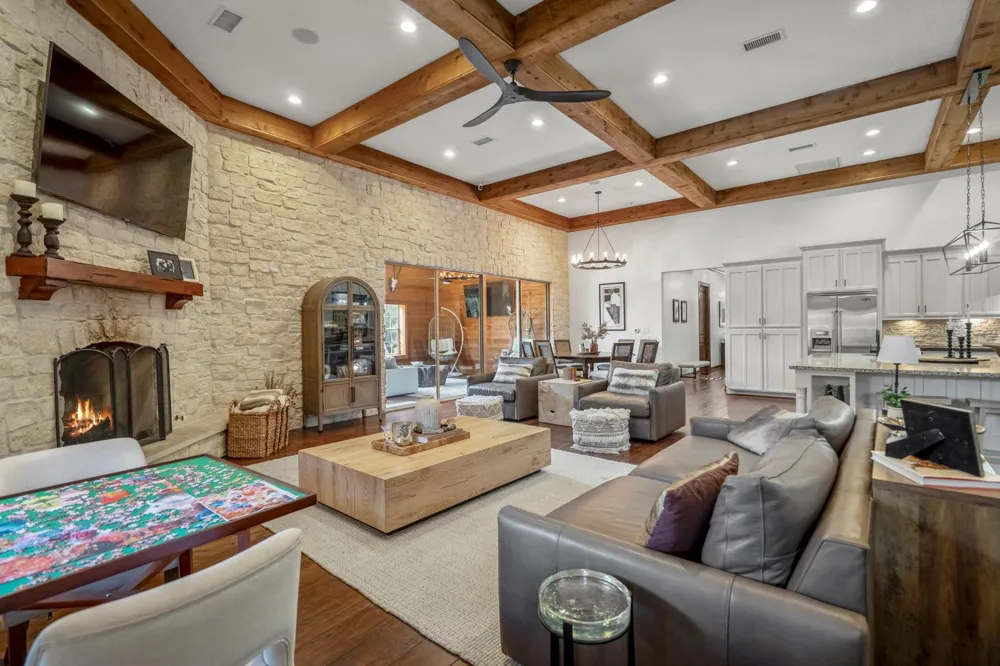 4053 County Road 158 Hallettsville, TX 77964