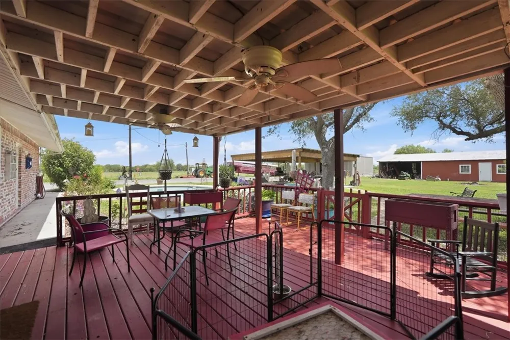 15159 County Road 1876 Odem, TX 78370