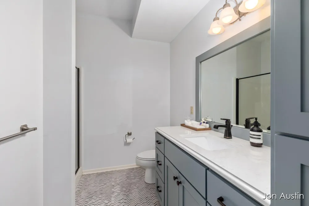 4380 Michigan Street NE Grand Rapids Charter Township, MI 49525