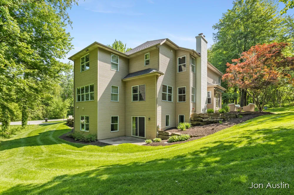 4380 Michigan Street NE Grand Rapids Charter Township, MI 49525