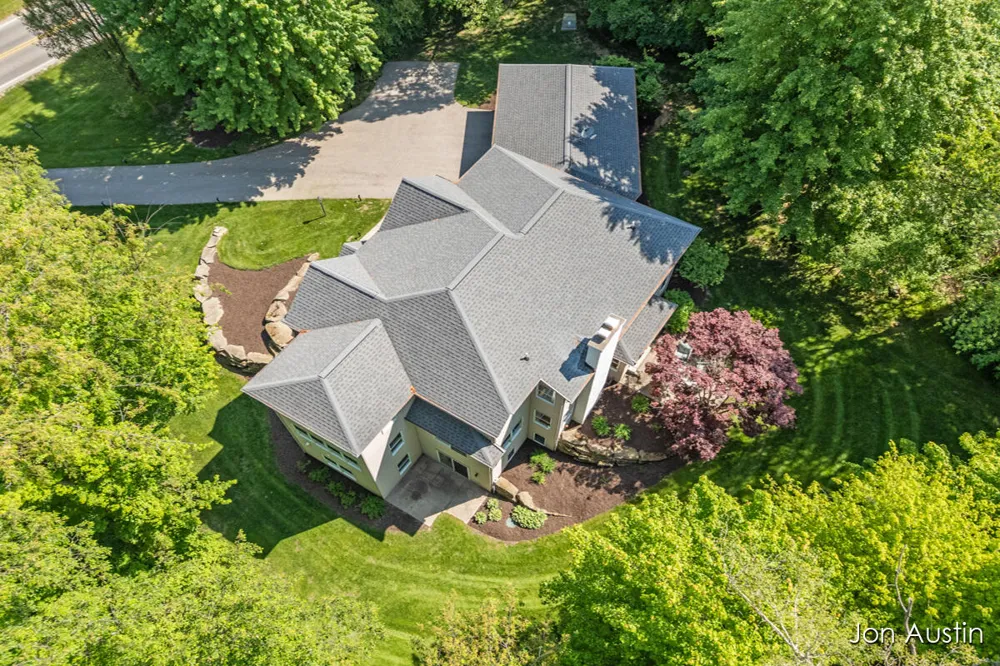 4380 Michigan Street NE Grand Rapids Charter Township, MI 49525