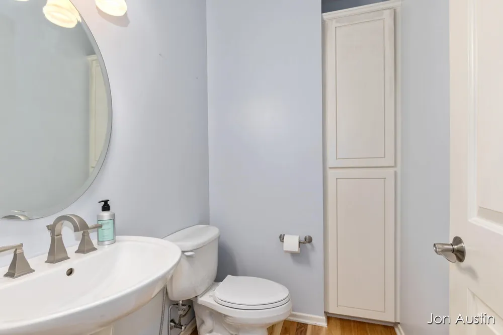 4380 Michigan Street NE Grand Rapids Charter Township, MI 49525