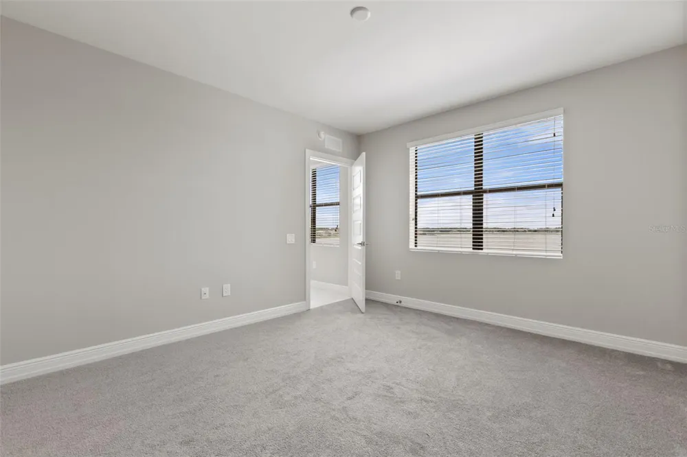 16300 COUNTY ROAD 455 #410 Montverde, FL 34756