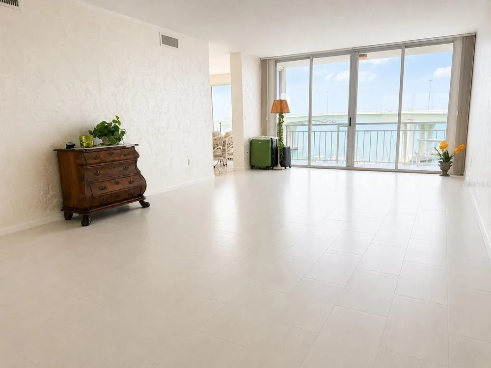 100 PIERCE STREET #808 Clearwater, FL 33756