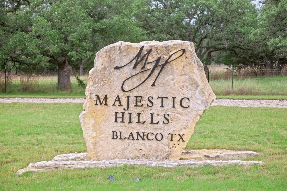 292 Scenic Hills Court Blanco, TX 78606