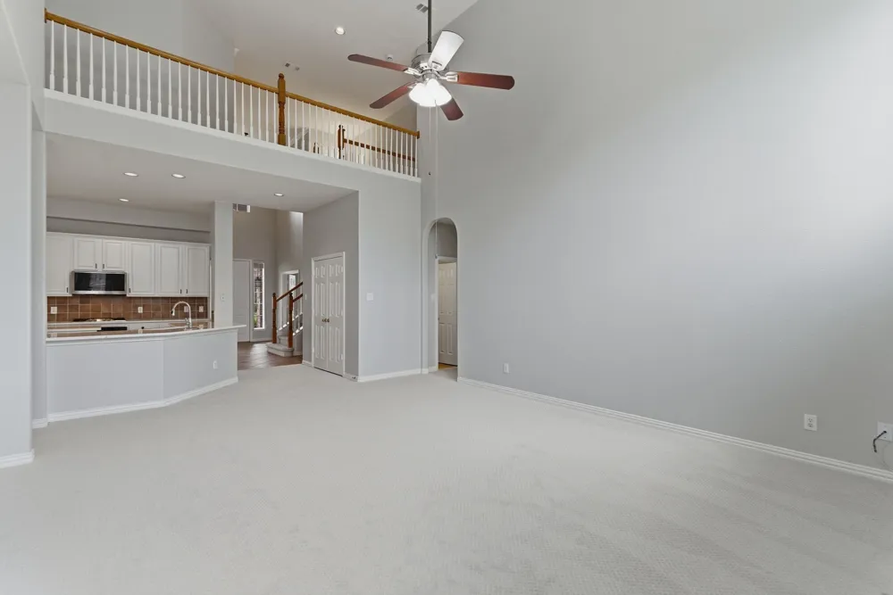 1117 Apache Lake Drive Carrollton, TX 75010