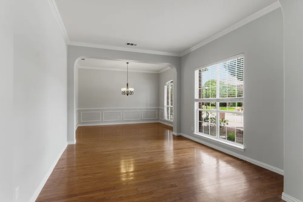1117 Apache Lake Drive Carrollton, TX 75010