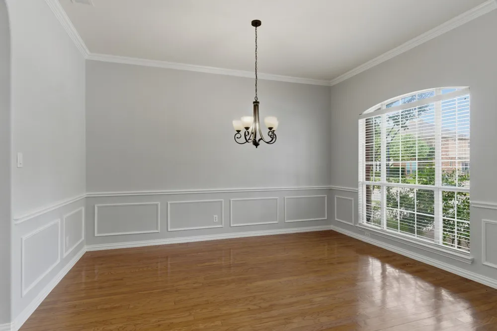 1117 Apache Lake Drive Carrollton, TX 75010