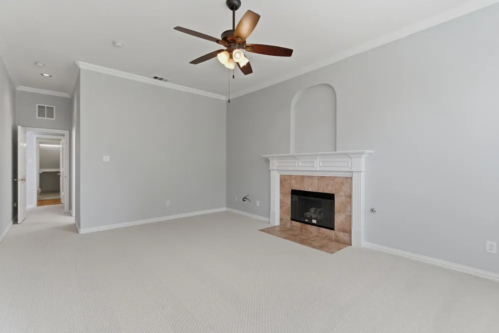 1117 Apache Lake Drive Carrollton, TX 75010