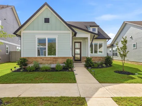 107 Breda Avenue
