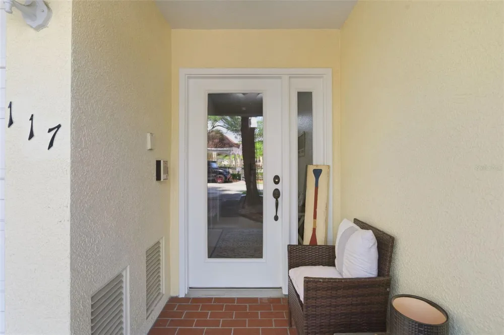 117 BRENT CIRCLE Oldsmar, FL 34677