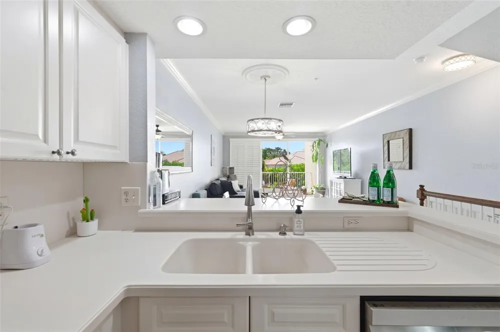 117 BRENT CIRCLE Oldsmar, FL 34677