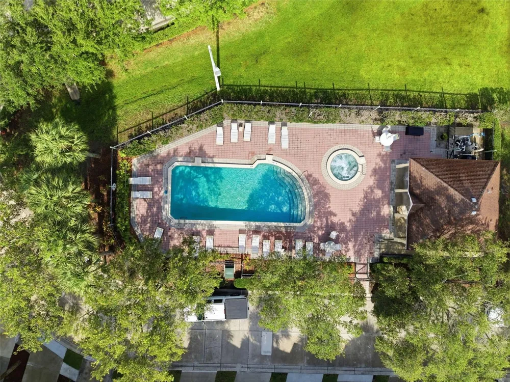 117 BRENT CIRCLE Oldsmar, FL 34677