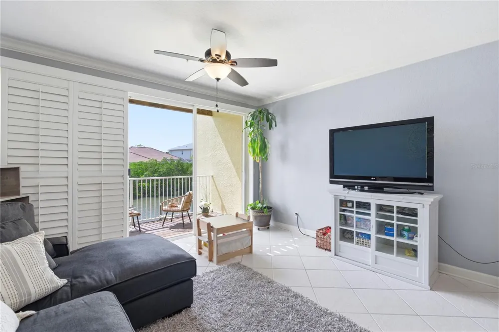 117 BRENT CIRCLE Oldsmar, FL 34677