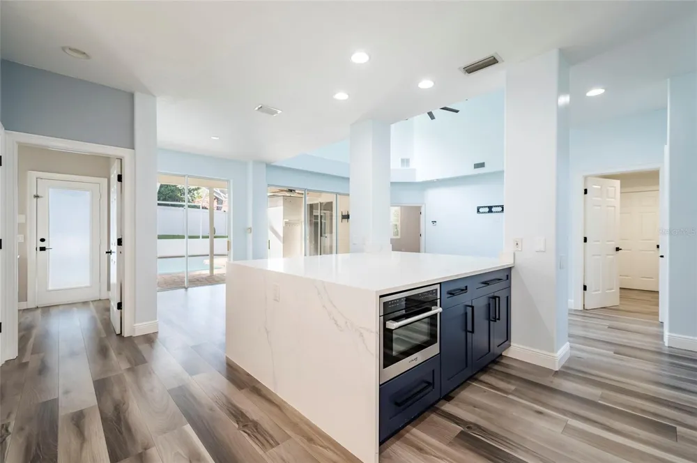 2348 MESSENGER CIRCLE Safety Harbor, FL 34695