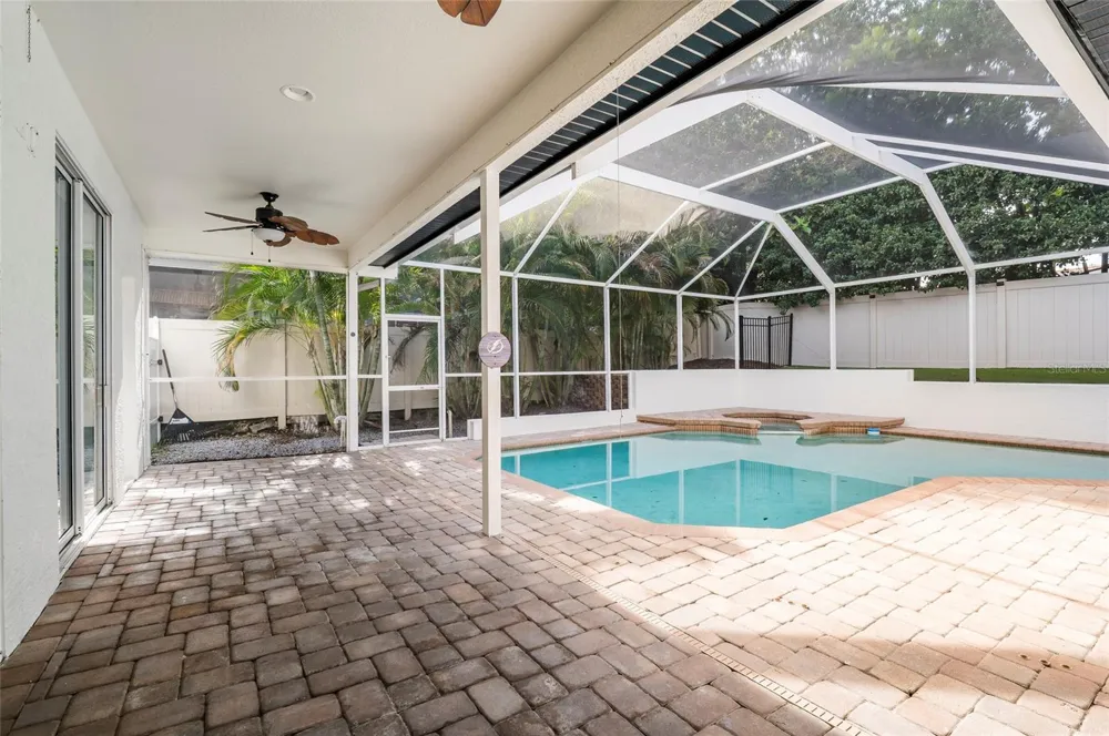 2348 MESSENGER CIRCLE Safety Harbor, FL 34695