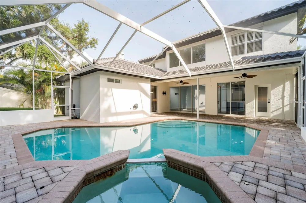 2348 MESSENGER CIRCLE Safety Harbor, FL 34695