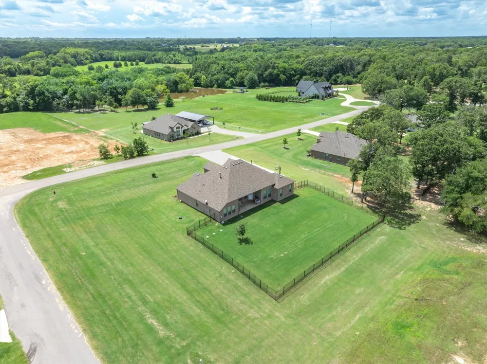 425 Private Road 7017 Edgewood, TX 75117