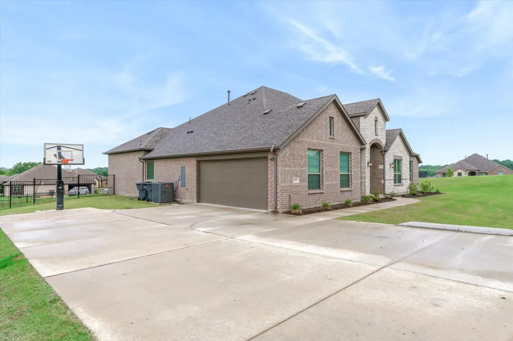 425 Private Road 7017 Edgewood, TX 75117