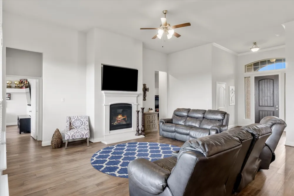 425 Private Road 7017 Edgewood, TX 75117