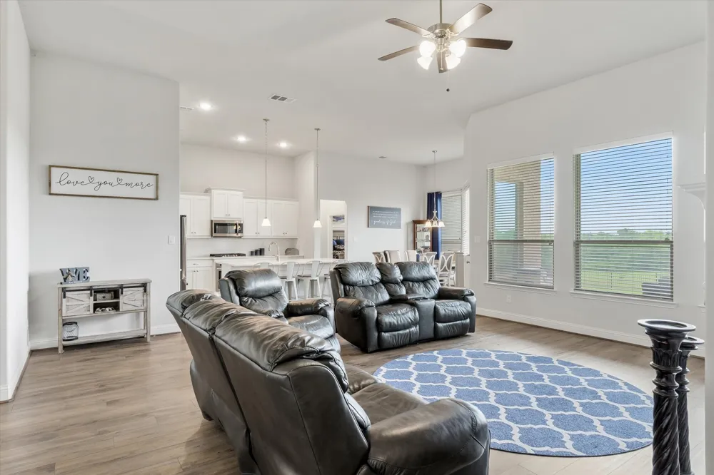 425 Private Road 7017 Edgewood, TX 75117
