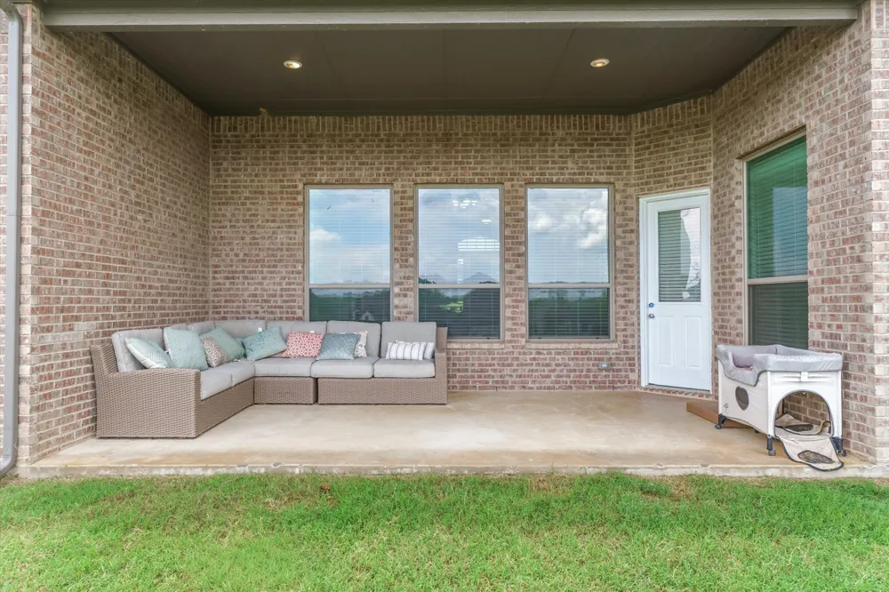 425 Private Road 7017 Edgewood, TX 75117