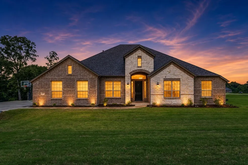 425 Private Road 7017 Edgewood, TX 75117