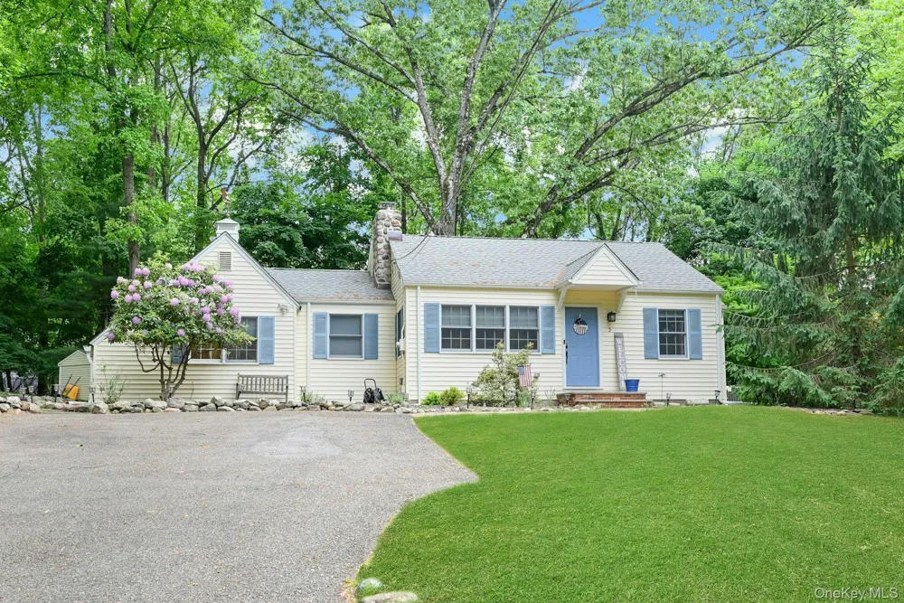 3 Hemion Way Airmont, NY 10901