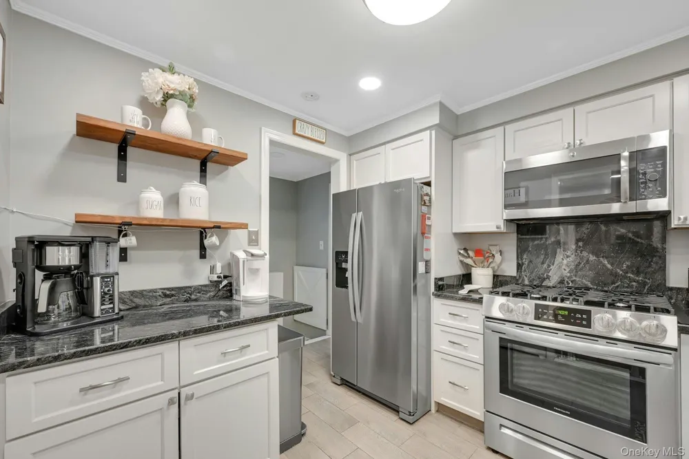 3 Hemion Way Airmont, NY 10901