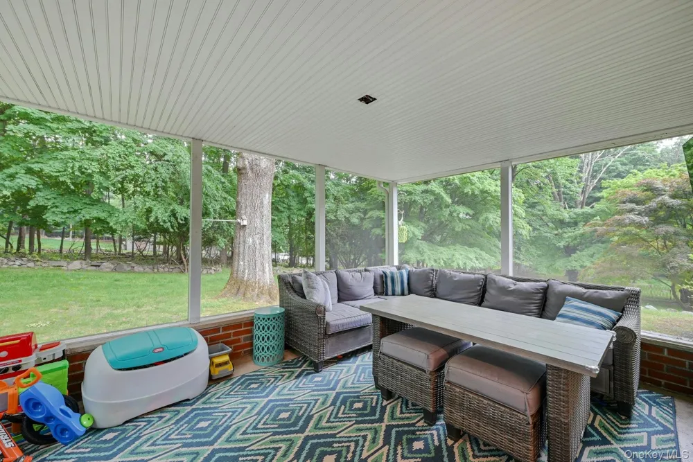 3 Hemion Way Airmont, NY 10901