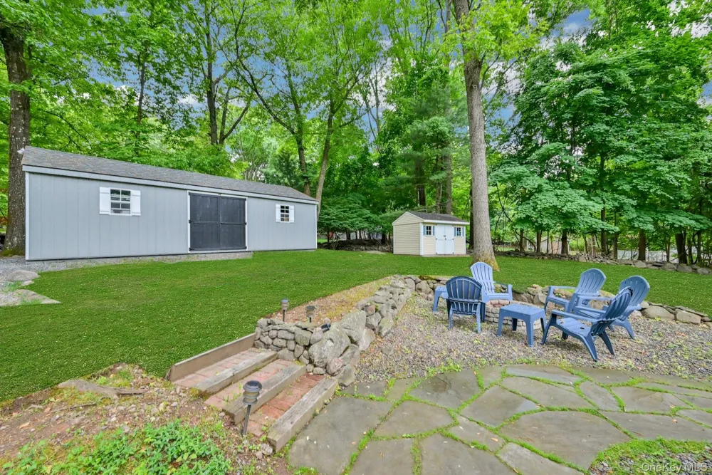 3 Hemion Way Airmont, NY 10901