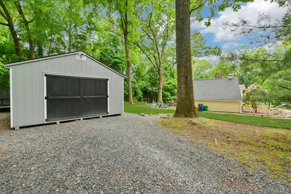 3 Hemion Way Airmont, NY 10901