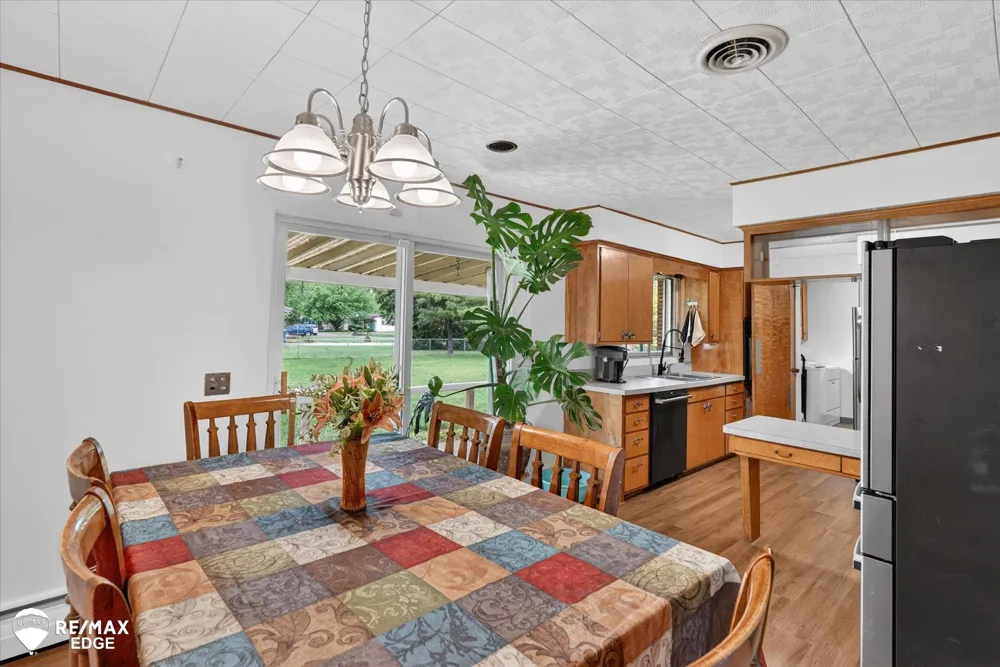 2809 S Outer Drive Buena Vista Charter Township, MI 48601